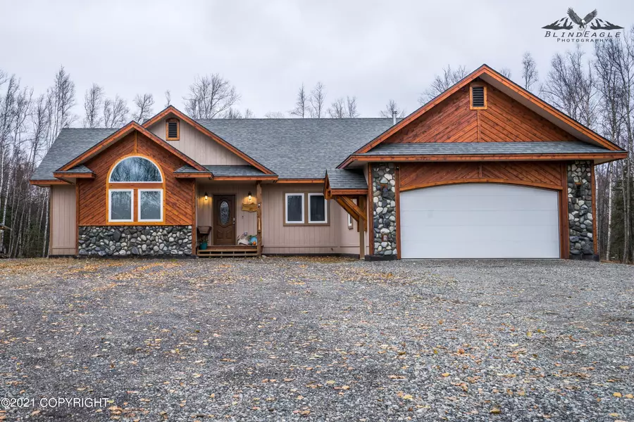 6300 W Limberlost CIR, Wasilla, AK 99654