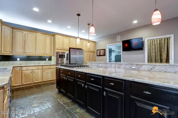 Anchorage, AK 99516,16100 Noble Point DR