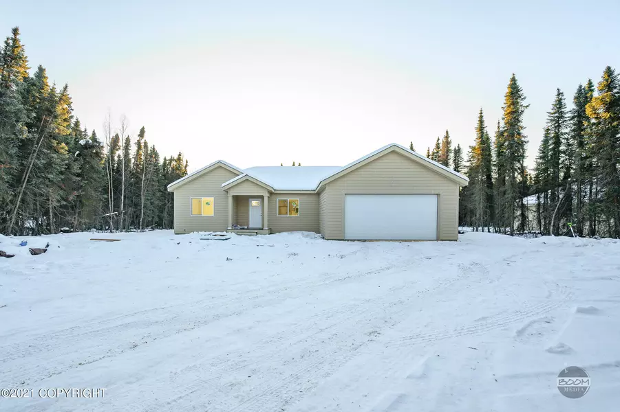 8126 W Shearwater ST, Wasilla, AK 99623