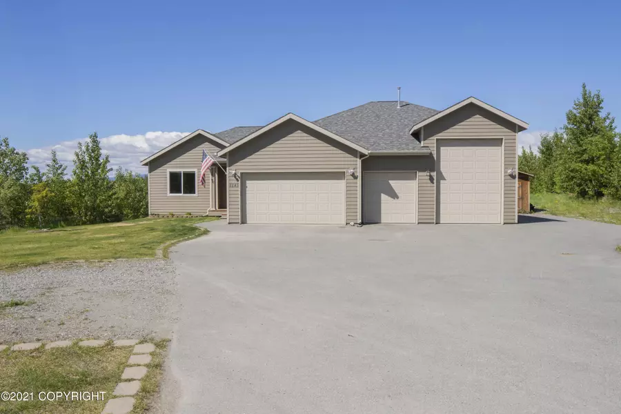 8845 E Kilkenny DR, Palmer, AK 99645