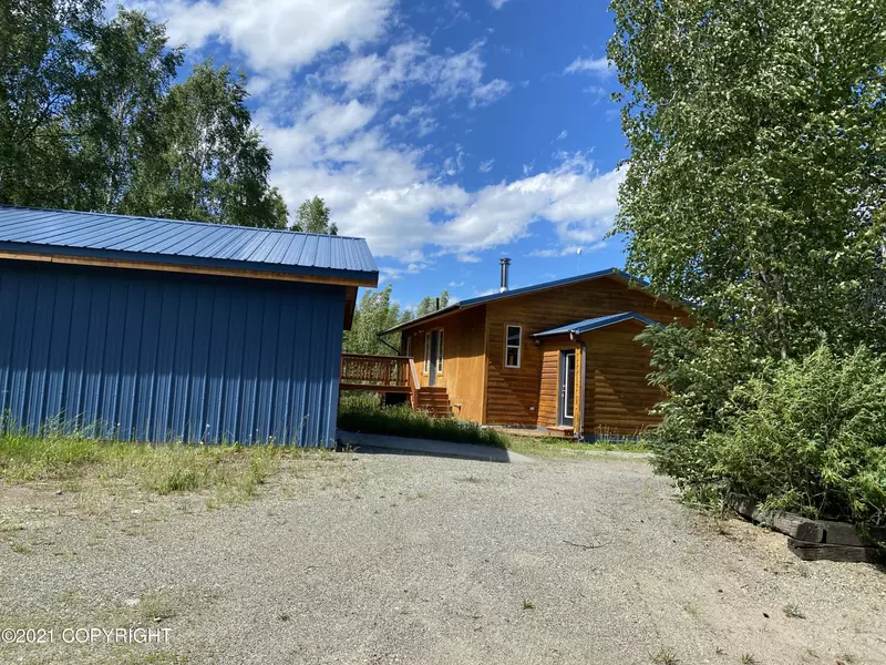 5710 Hanson RD, Delta Junction, AK 99737