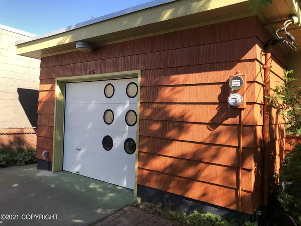 Anchorage, AK 99501,218 E 4th AVE