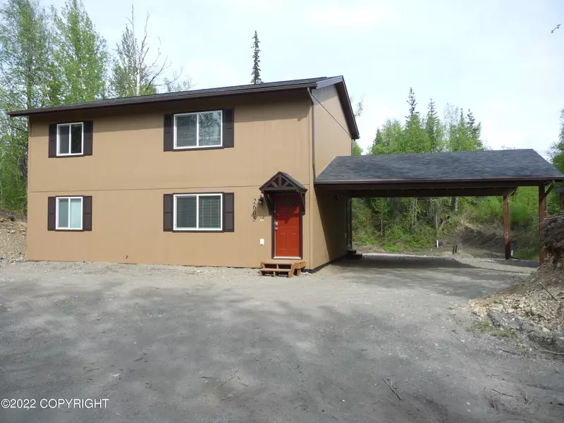 2605 N Green Forest DR, Palmer, AK 99645