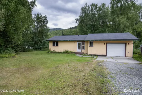 17433 Alice LOOP, Eagle River, AK 99577