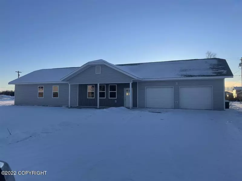 2767 First AVE, North Pole, AK 99705