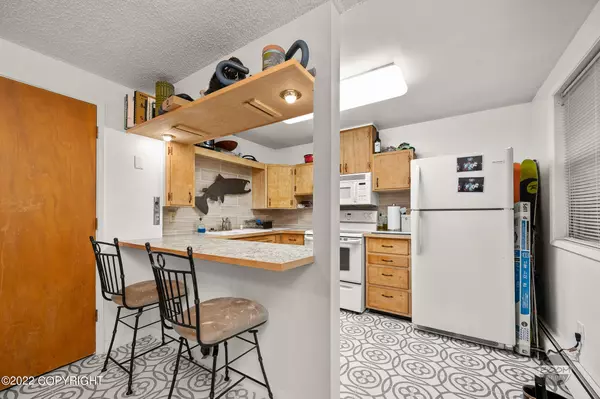 Anchorage, AK 99518,5740 Cordova ST