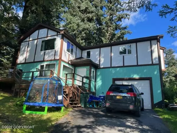 1717 Larch ST, Kodiak, AK 99615