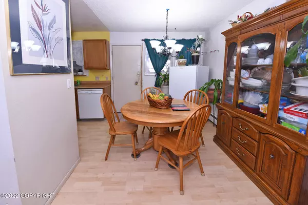 Anchorage, AK 99508,740 N Klevin ST