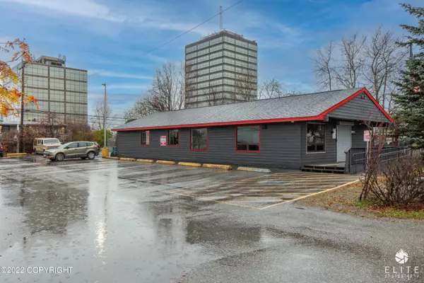 2612 Eagle ST, Anchorage, AK 99503