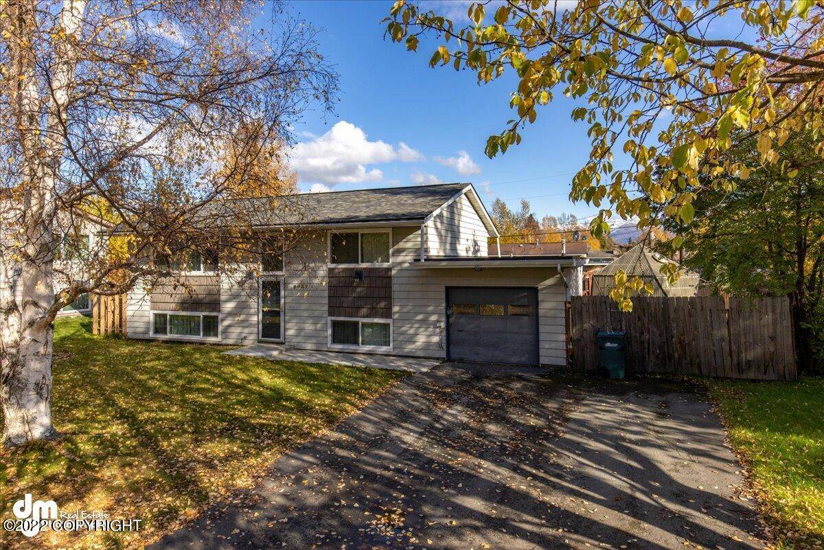 8037 Huckleberry ST, Anchorage, AK 99502