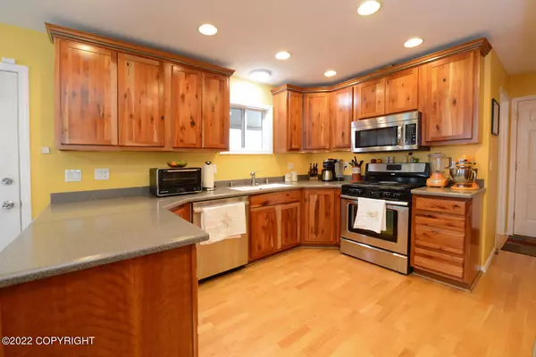 Anchorage, AK 99504,3300 Cherry ST