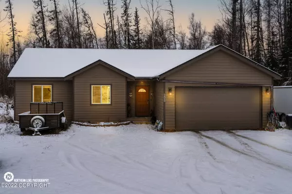 2860 N Garnet LN, Wasilla, AK 99654