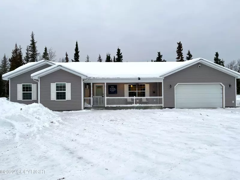 905 Salmon Run DR, Kenai, AK 99611