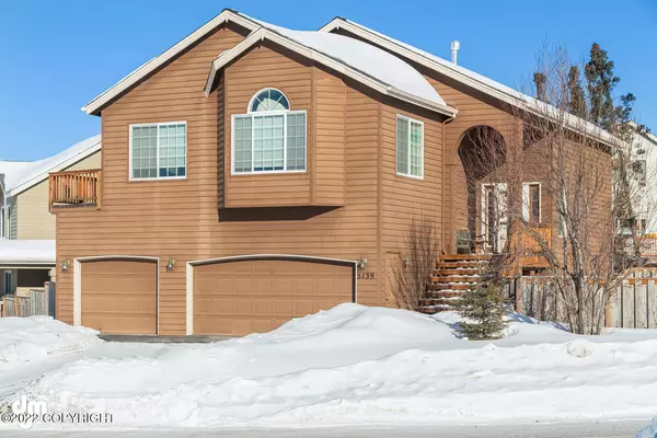 5139 Wood Hall DR, Anchorage, AK 99516