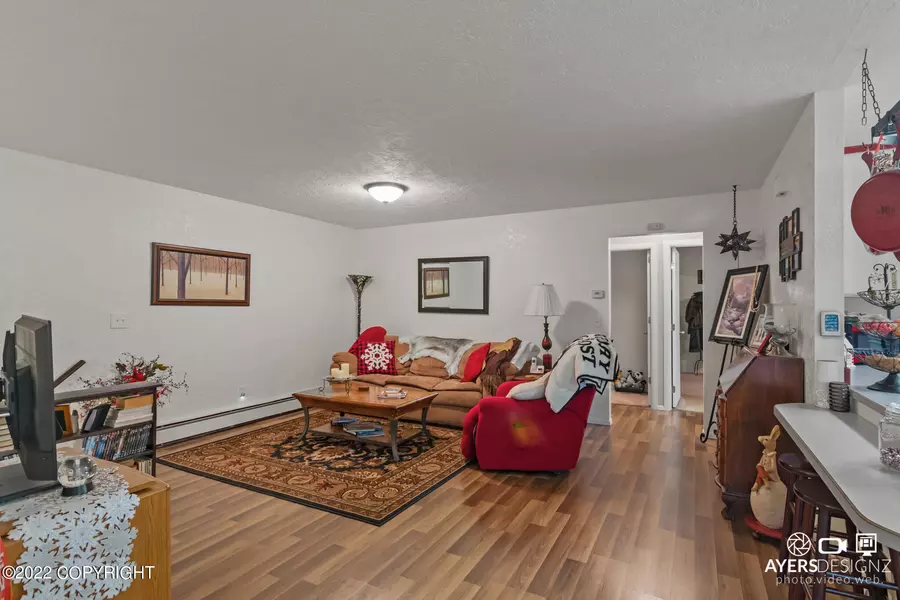 5296 Kenai Spur HWY, Kenai, AK 99611