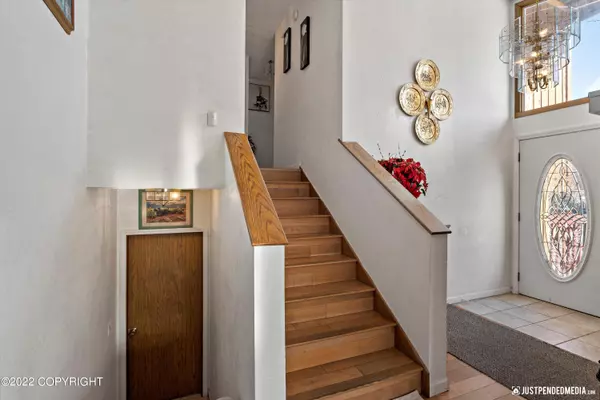 Anchorage, AK 99507,2802 Bass ST