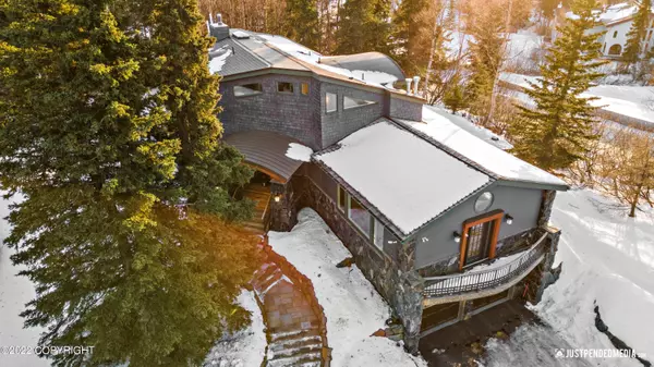 Anchorage, AK 99507,10901 Hideaway Lake DR