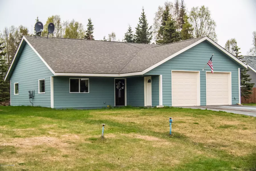 1530 Meander LN, Kenai, AK 99611