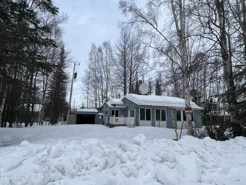 120 Fireweed LN, Kenai, AK 99611