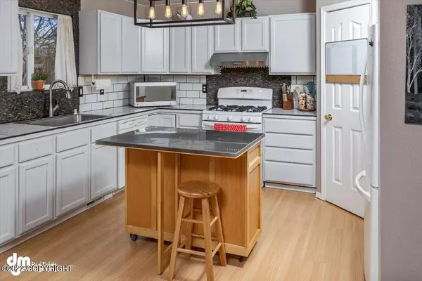 Wasilla, AK 99654,3300 N Tungsten DR