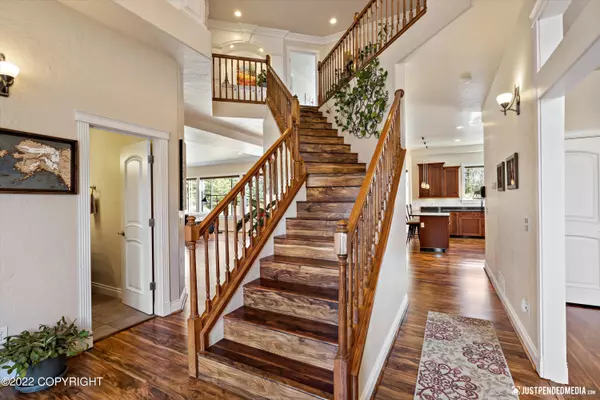 Anchorage, AK 99516,16001 Noble Point DR