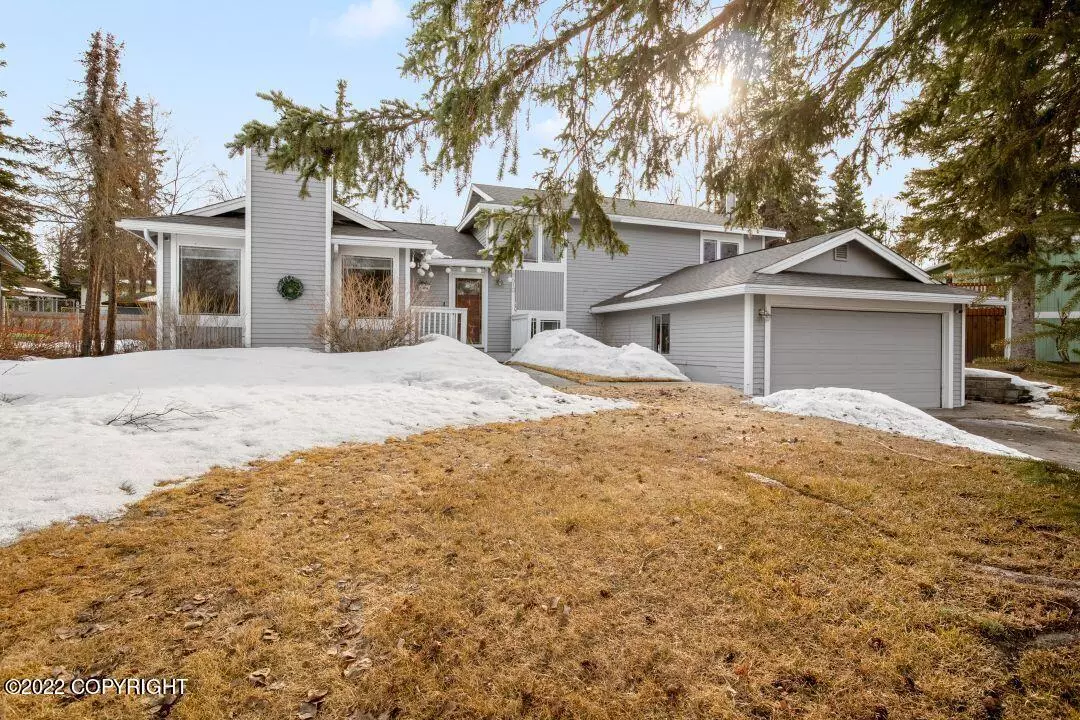 Anchorage, AK 99504,8610 Kushtaka CIR