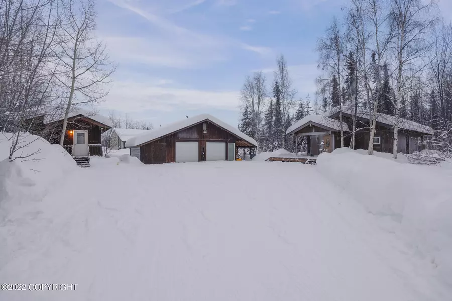 2743 Cormorant ST, Fairbanks, AK 99709