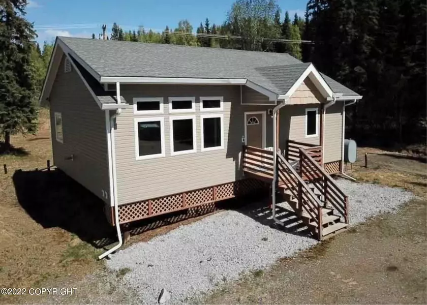 682 Tanglewood RD, Fairbanks, AK 99712