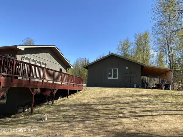 2620 N Alma DR, Wasilla, AK 99623