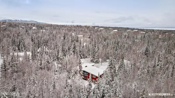 Anchorage, AK 99516,6100 Trappers Trail RD