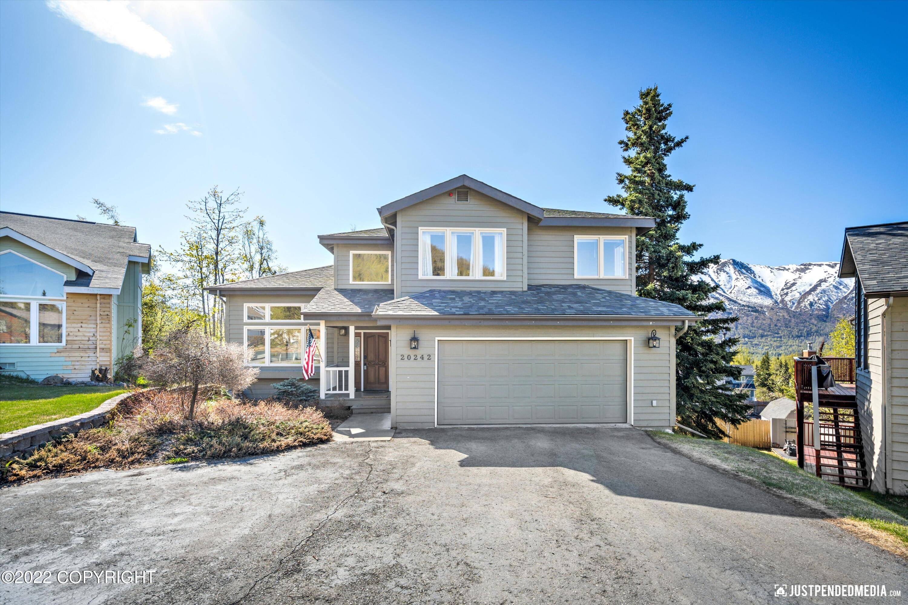 20242 Paul Revere CIR, Eagle River, AK 99577