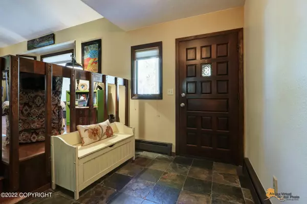 Anchorage, AK 99516,13701 Capstan DR