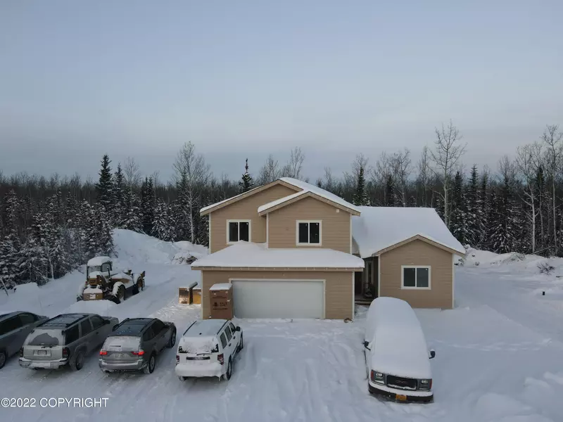 4180 Gerald PL, Delta Junction, AK 99737