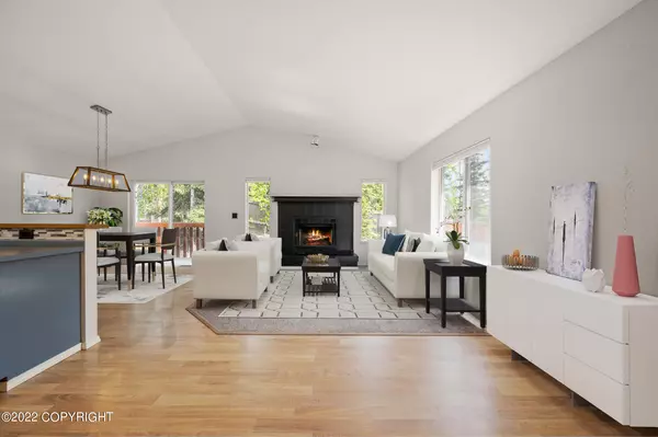 Eagle River, AK 99577,19448 Highland Ridge DR