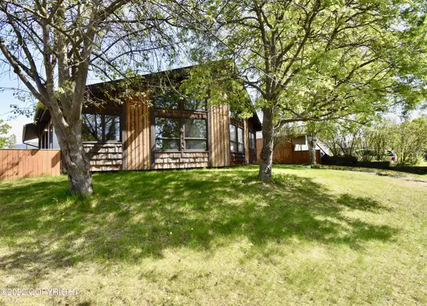 1119 Mila ST, Anchorage, AK 99504