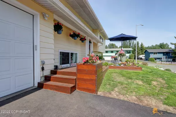 Anchorage, AK 99502,2005 Tasha DR