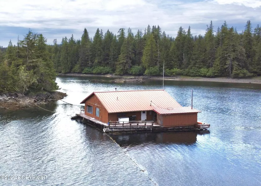 nhn Floathouse, Klawock, AK 99925