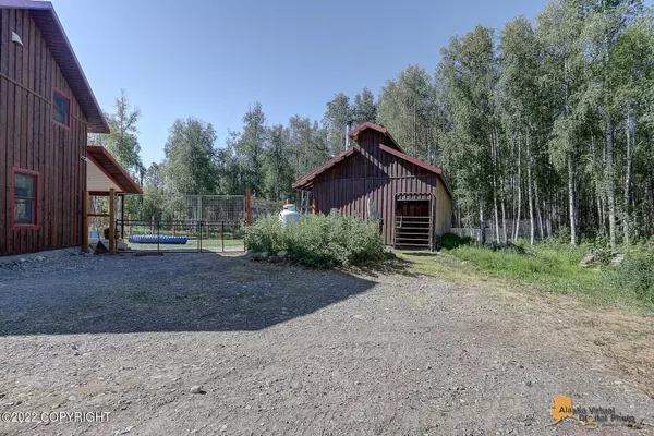 Talkeetna, AK 99676,15764 E Spurlin AVE