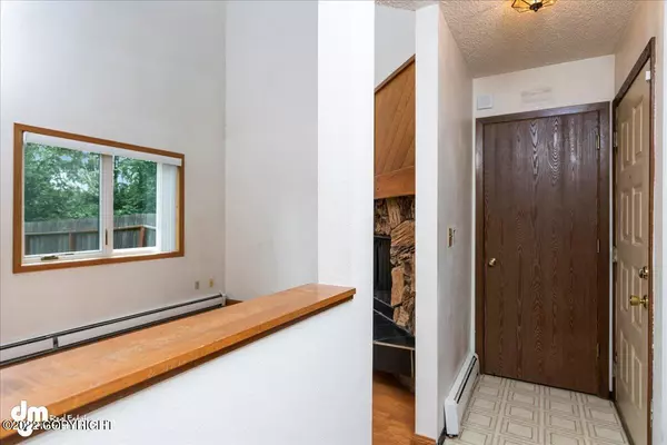 Anchorage, AK 99518,806 W 80th AVE