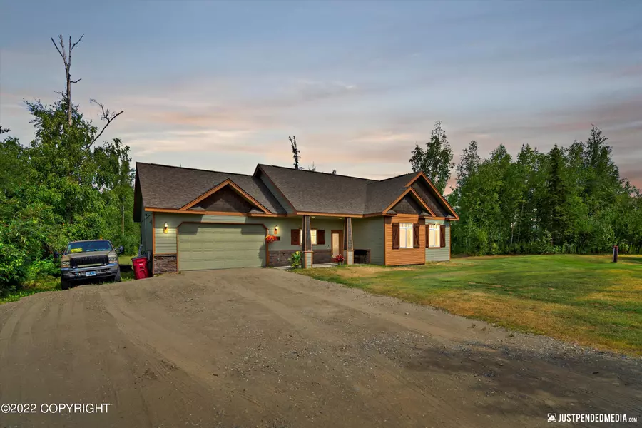 2411 W Stonebridge DR, Wasilla, AK 99654