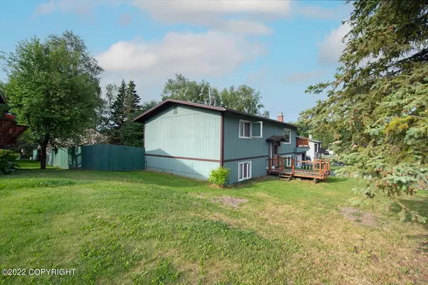 Anchorage, AK 99502,1950 Bluegrass CIR