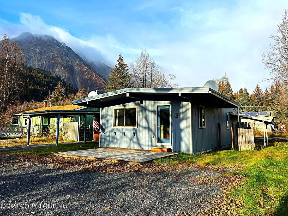 Seward, AK 99664,206 Marathon DR