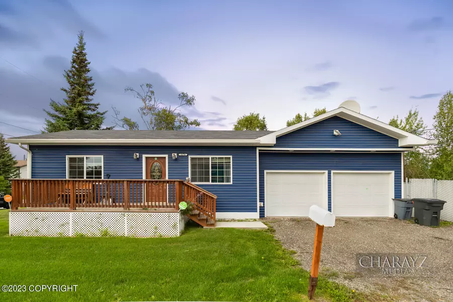 2174 Gillam WAY, Fairbanks, AK 99701