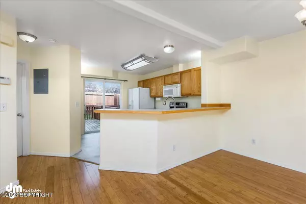 Anchorage, AK 99502,8551 Sara Lynn PL #14