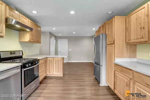 Anchorage, AK 99507,3835 E 65th AVE