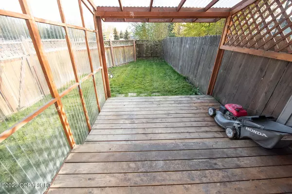 Anchorage, AK 99502,9101 Ticia CIR