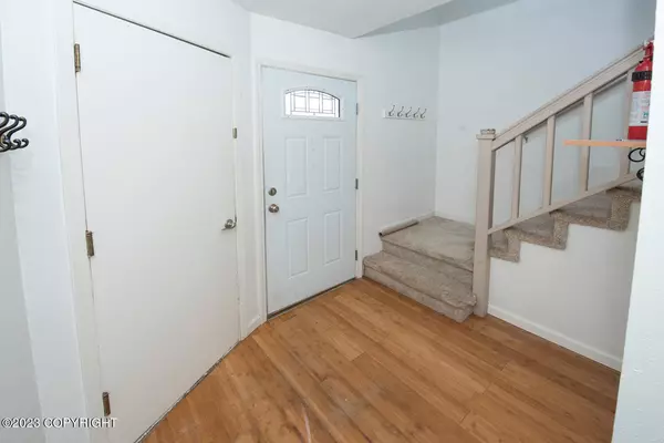 Anchorage, AK 99502,9101 Ticia CIR