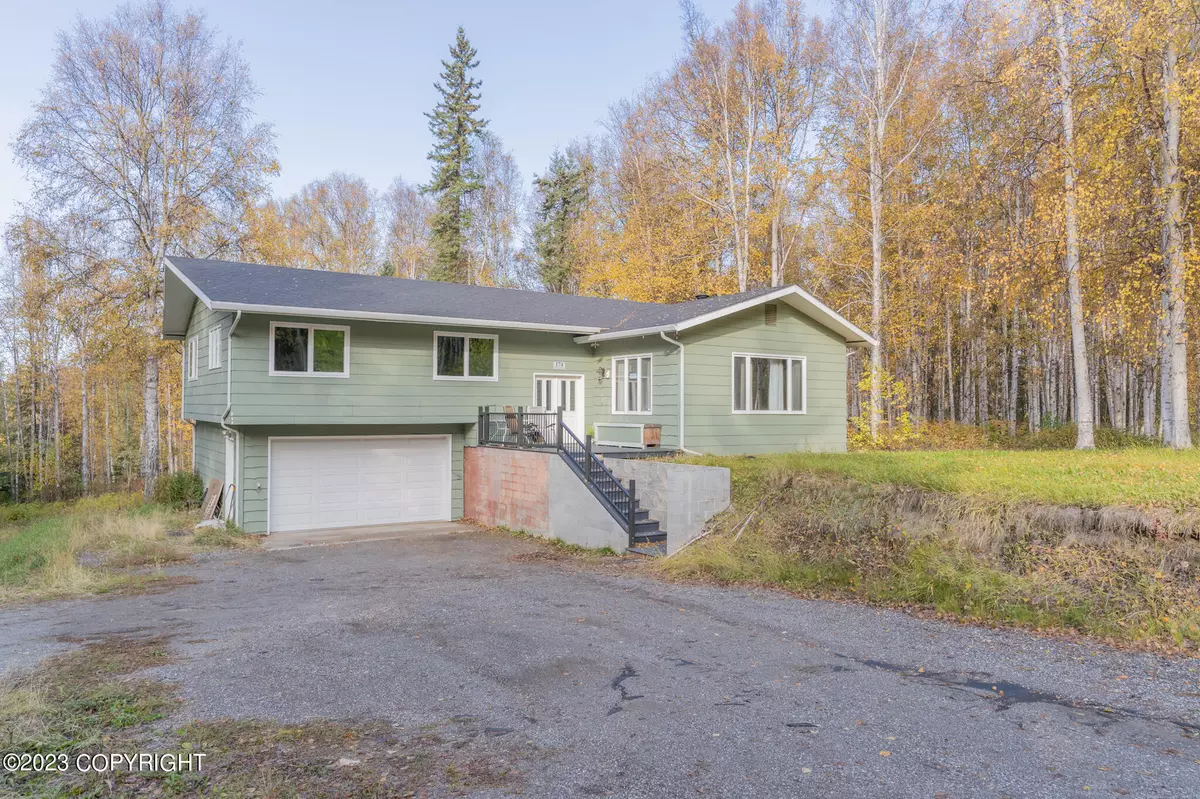 Fairbanks, AK 99712,174 Crest DR