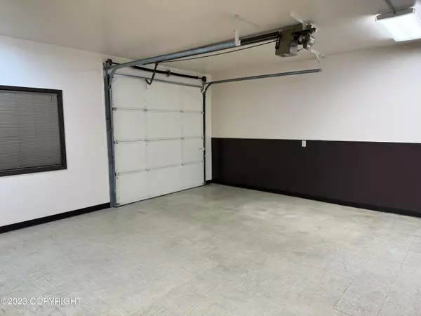 Kenai, AK 99611,401 N Willow ST #4
