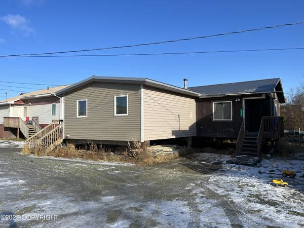 155 Ptarmigan ST, Bethel, AK 99559